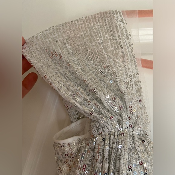 White sequin dress - Picture 6 of 8